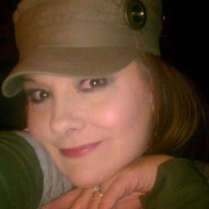 Meet your Posher, Lori